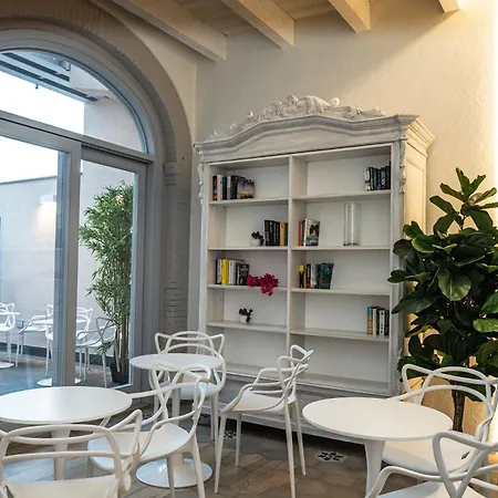 Tanit & 住宿加早餐酒店