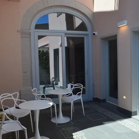 Tanit & 4* 维拉西米乌斯