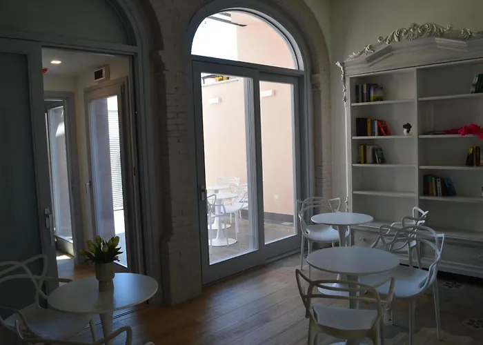 Tanit & וילסימיוס